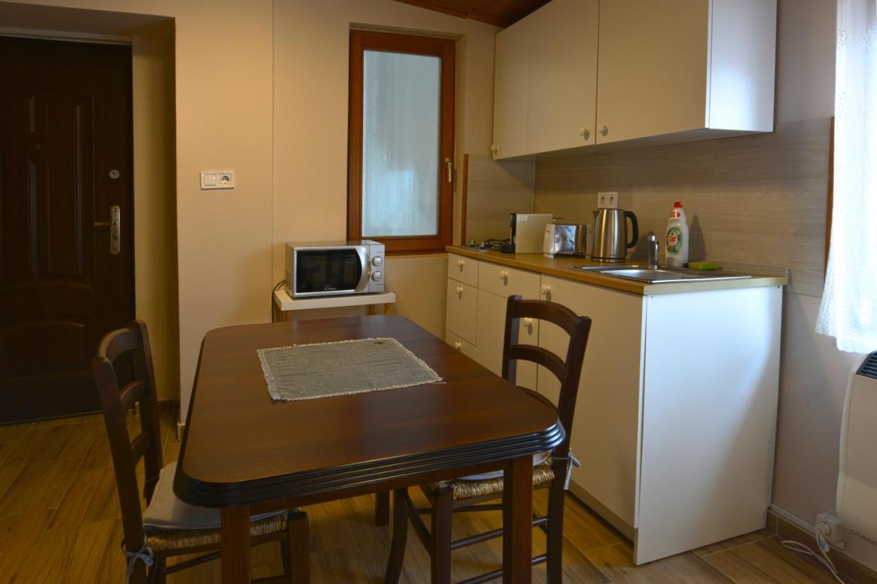 Demetrovics Udvarhaz Erlau Exterior foto